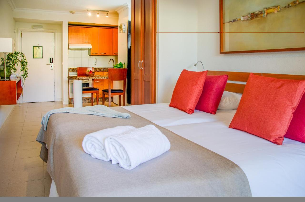 Ramada Residences By Wyndham Tenerife Apartahotel